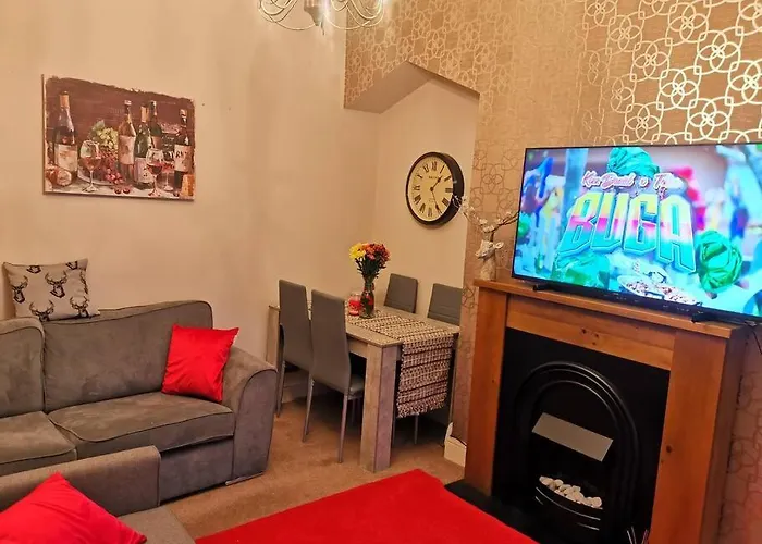 Sommerset Cottages - 2 Bedroom House