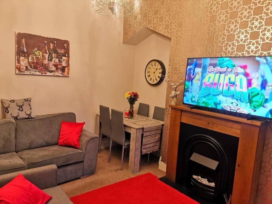 Apartment Sommerset - 2 Bedroom House
