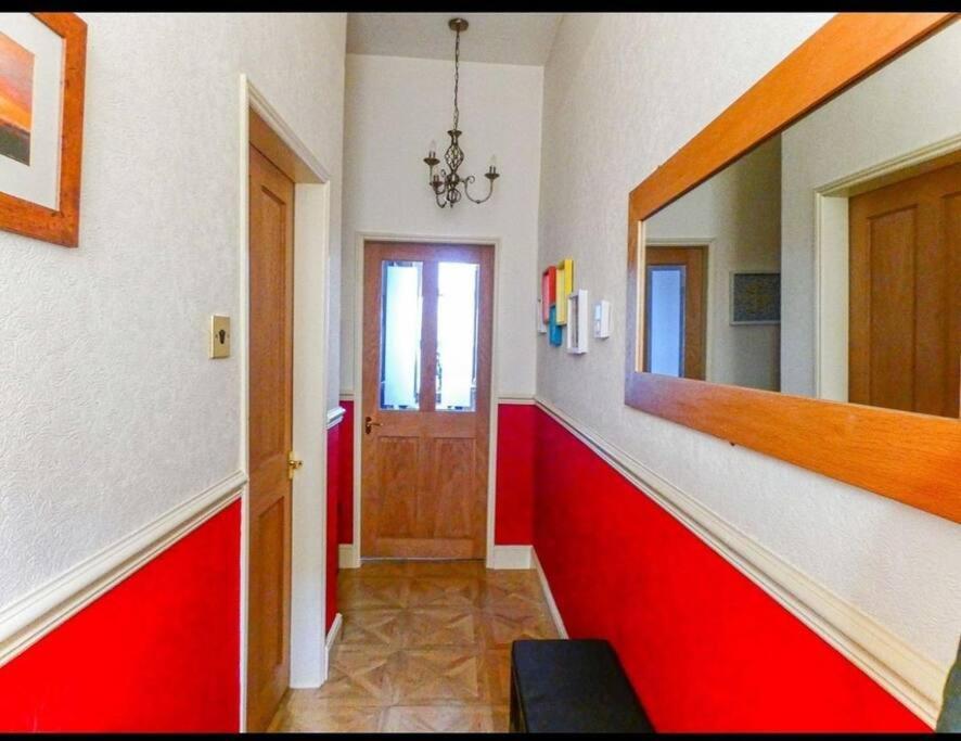 Apartment Sommerset - 2 Bedroom House *