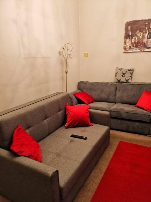 Sommerset - 2 Bedroom House