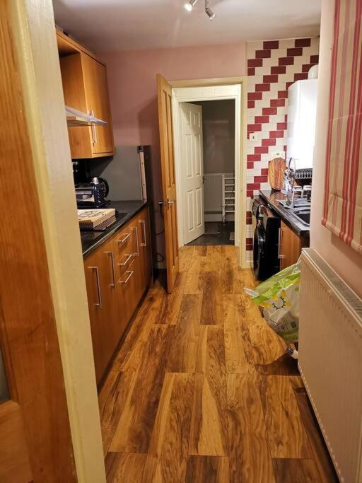 Sommerset - 2 Bedroom House Apartment